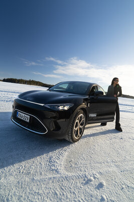 smart-ice-experience-finland-5.jpg