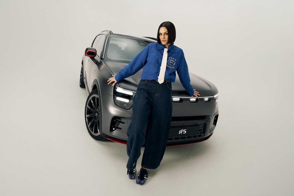 smart_Jessie J_Change of Perspectives_3x2_3.jpg