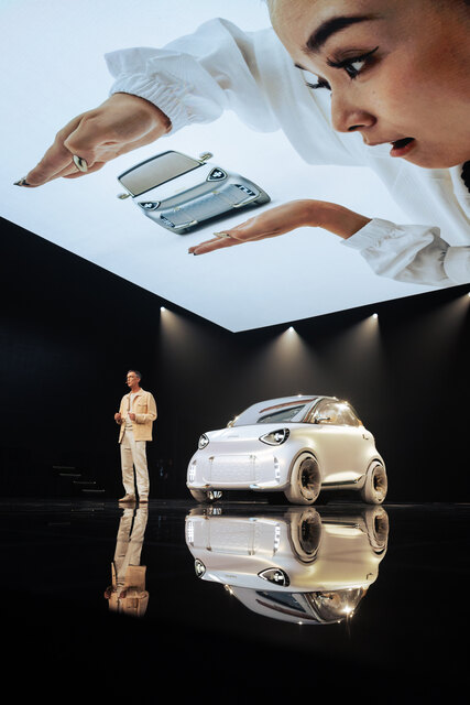 smart_concepthashtag2_brand event beijing_reveal7.jpg