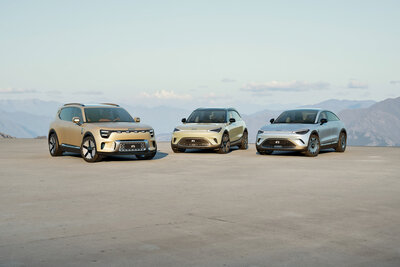 smart-hashtag5-hashtag3-hashtag1-family-shot-01-3x2