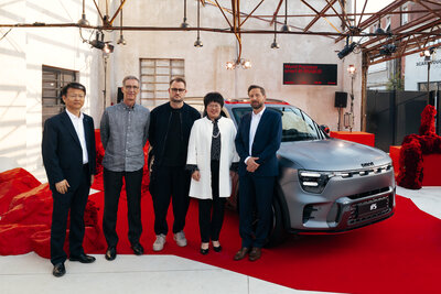 smart-hashtag5-brabus-milan-worldpremiere-jun-sieber-buschmann-zhang-adelmann