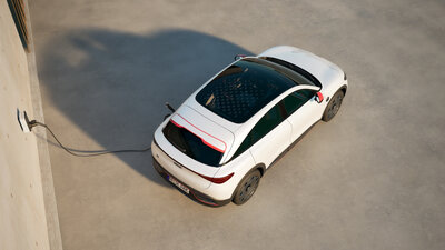 hashtag3-25th-anniversary-edition-digital-white-radiant-red-nebula-white-still-cgi-image-16x9-press-kit-eu-04