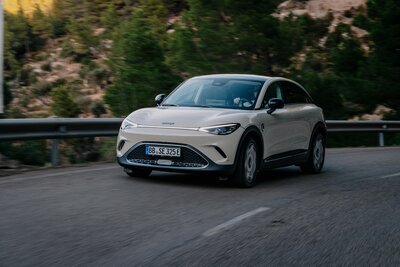 smart-hashtag3-premium-ceramic-cream-exterior-mallorca13