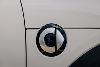 smart-hashtag3-premium-ceramic-cream-exterior-mallorca19