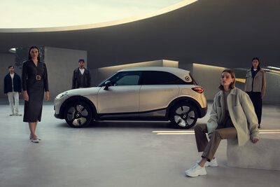 hx11-premium-solar-silver-metallic