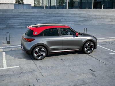 eu-brabus-atomgreymatt-radiantred-ext-004-side-right-urban