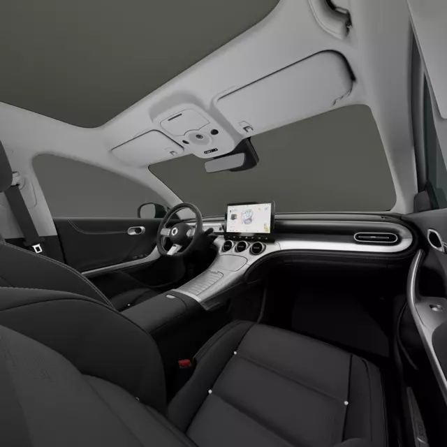 Pro+ Black Collection_Hashtag3_Interior_01
