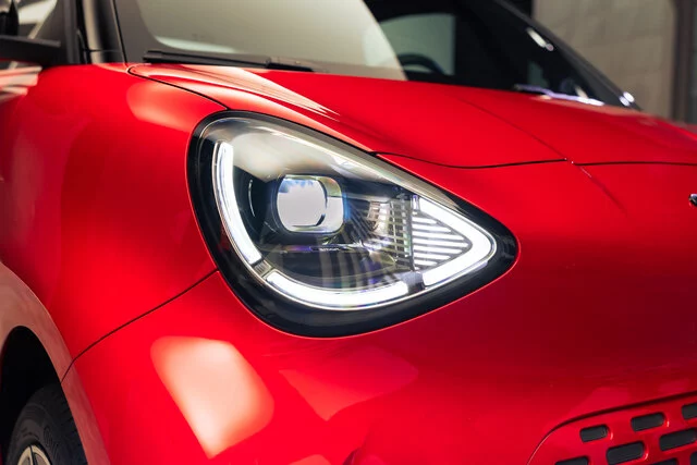 smart_hashtag2_premium_laser red_rgb_4