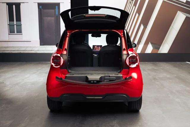 smart_hashtag2_premium_laser red_cmyk_14