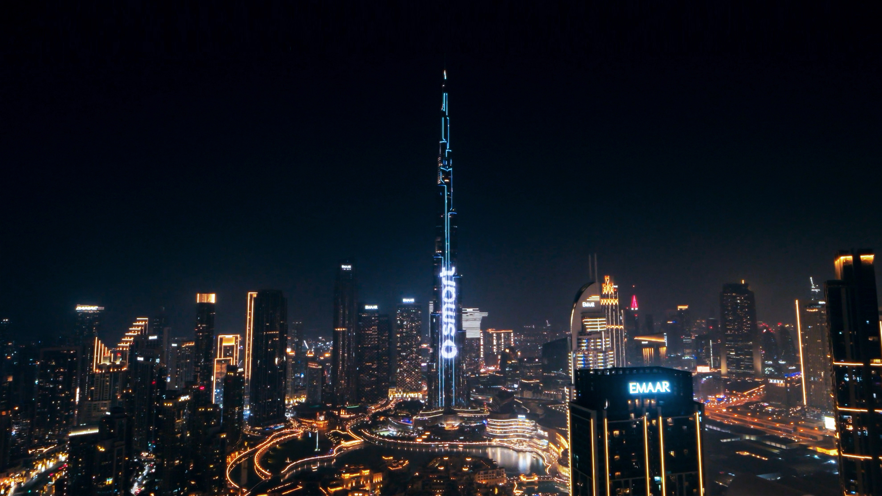1.theilluminationoftheburjkhalifa.jpg