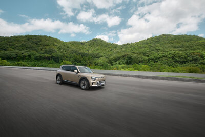 5purecarstills-38-premium-rgb