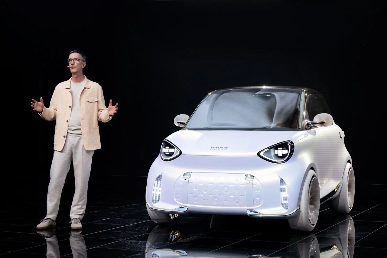 6. Mr. Kai Sieber, Mercedes-Benz Design, Head of Design smart.jpg