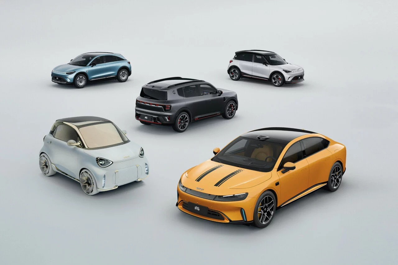 6. smart is expanding the premium portfolio for global customers.jpg