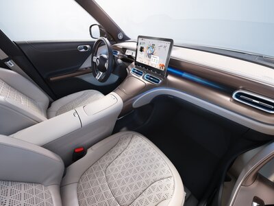 limbo-premium-line-int-16-green-beige-floating-mid-console-clean-china