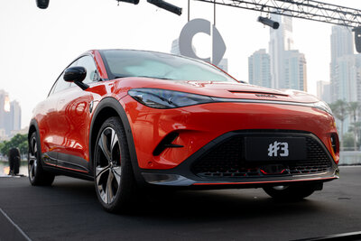 theuaelaunchofthesmart1and3-14