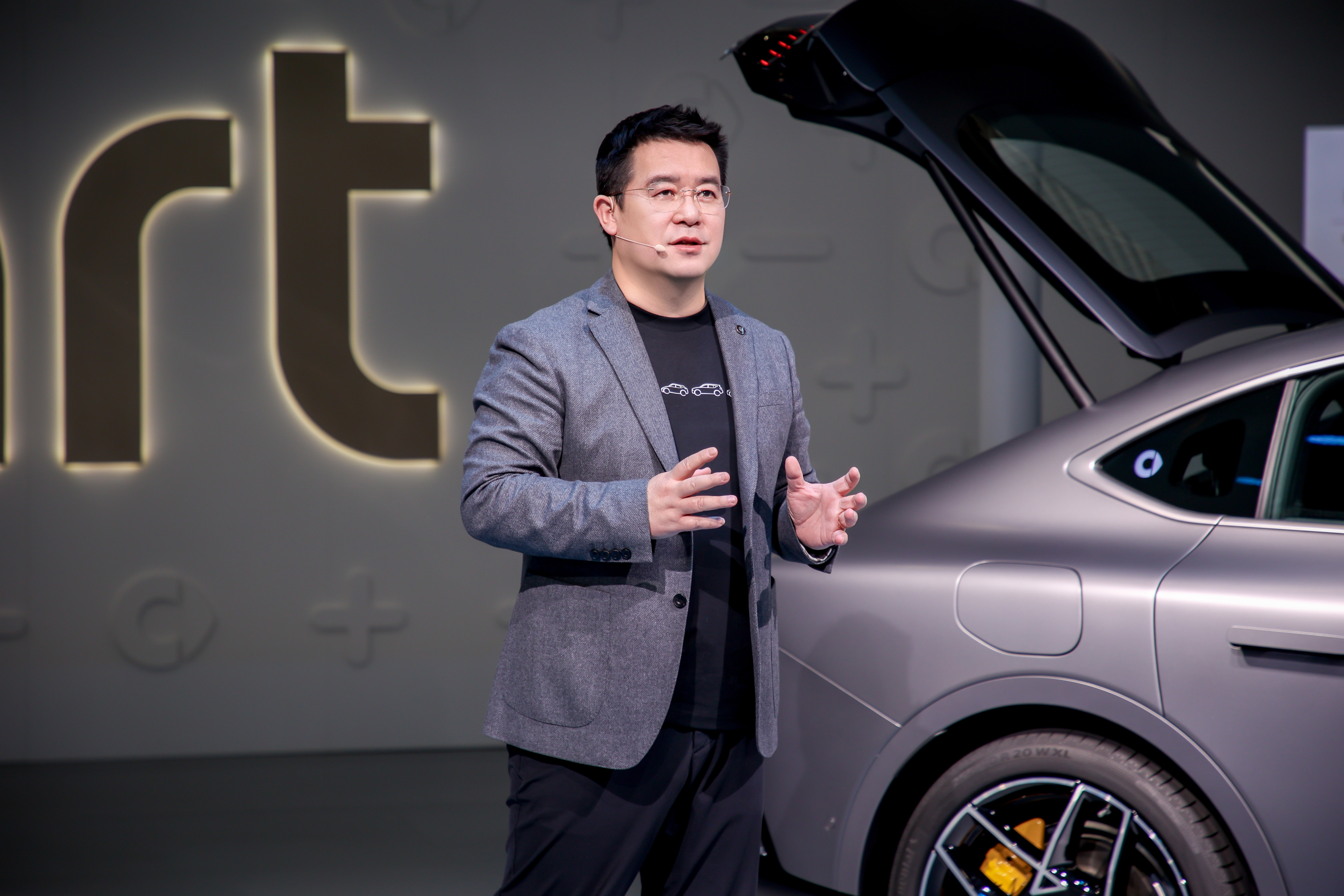 05 smart中国营销公司CEO易寒发表讲话.jpg