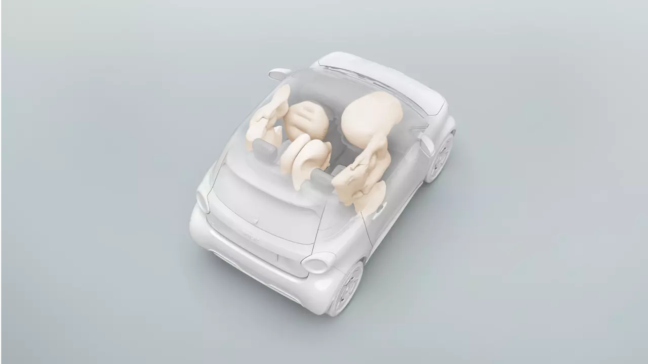 705757-704349-smart_hashtag2_airbags_CGI-3e319f-original-1790320254-230a17-original-1790568838.png