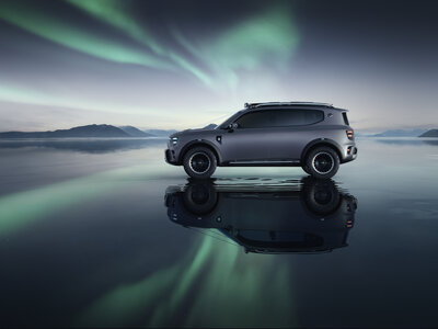 02-smartconcept5-interstellar-blue-still-keyvisual-exterior (1).jpg