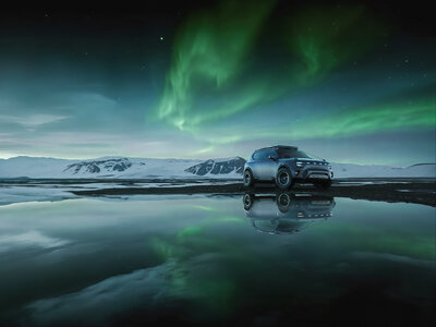 09-smartconcept5-interstellar-blue-still-keyvisual-exterior (2).jpg