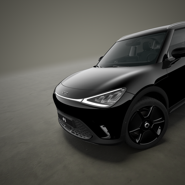 Pro+ Black Collection_Hashtag1_Exterior_04.png