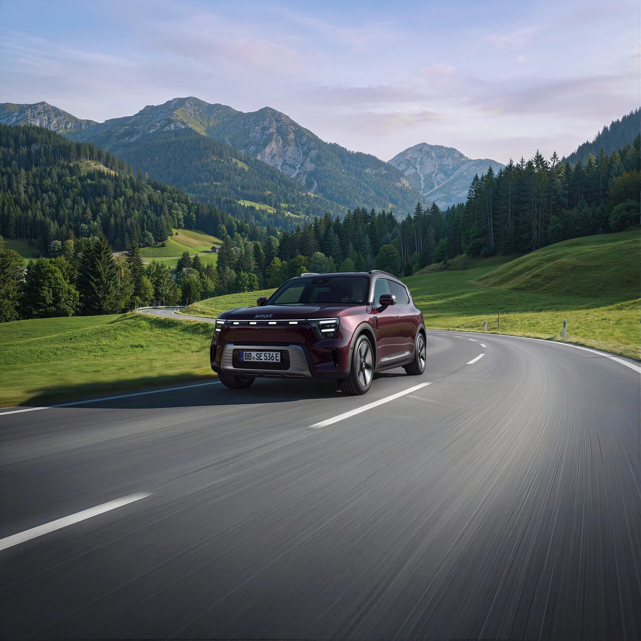 691452-smart_hashtag5_premium awd_rubyred_exterior_2-ba3e83-original-1785313835.jpg