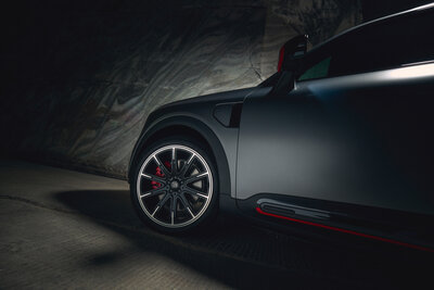 hashtag5-brabus-atomic-grey-matte-still-exterior-detail-rims-srgb (2).jpg