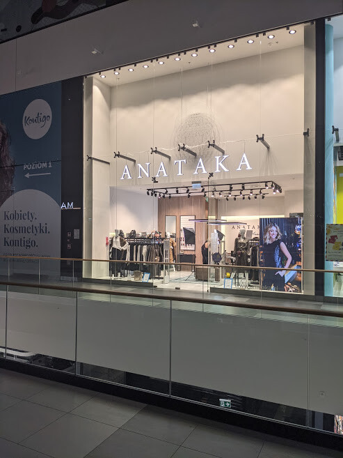 Anataka store in EPP Galeria Molciny.jpg