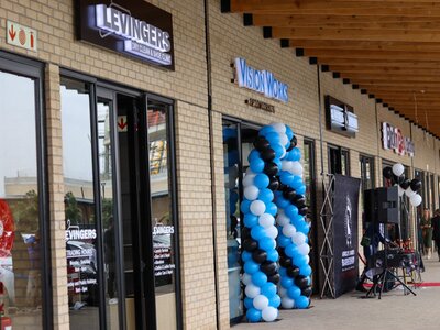 Barlow Park Retail Opens .jpg