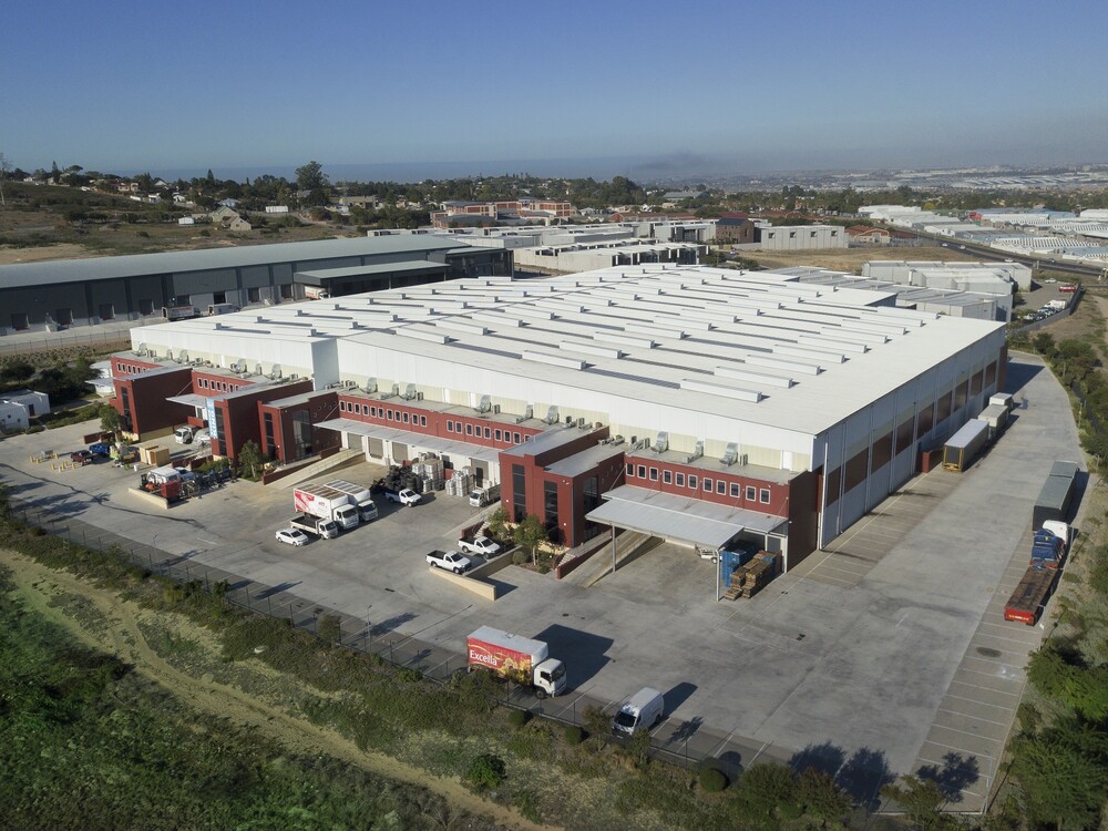 Aerial view of Emira's NorthPoint Industrial midi-unit industrial park in Brackenfell in Cape Town’.jpg
