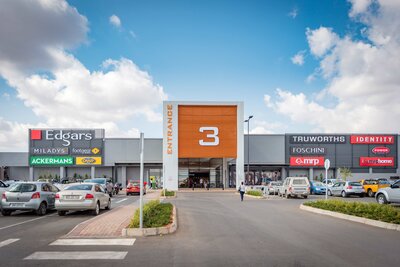 Moolman - Musina Mall 2.jpg