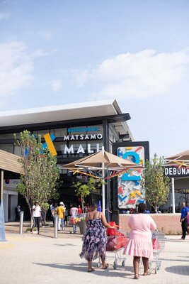Moolman - Matsamo Mall Exterior.jpg