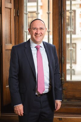 Laurence Rapp CEO of Vukile Property Fund.jpg