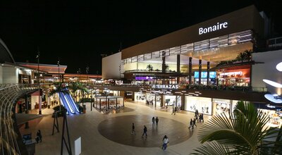 Bonaire Shopping Centre.jpg