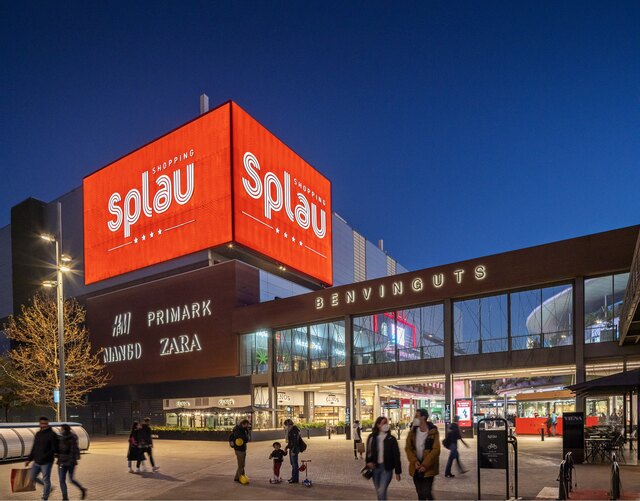 Splau entrance.jpg
