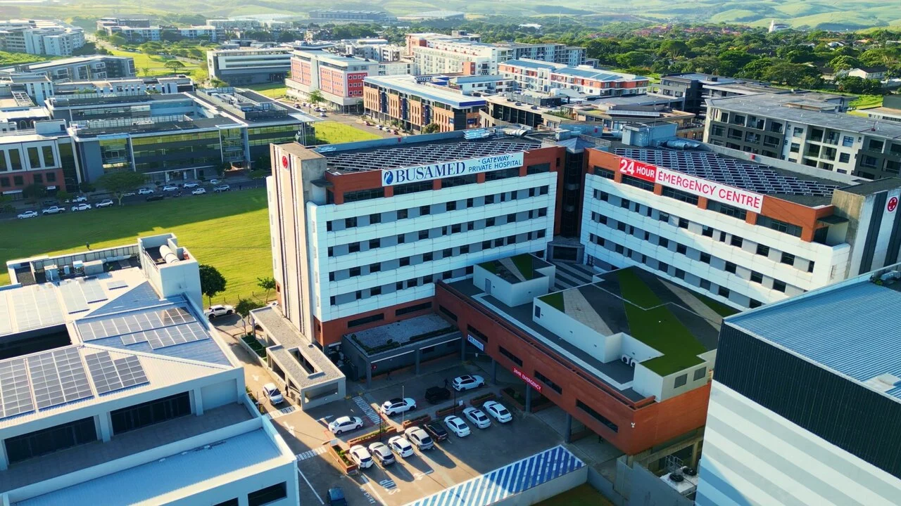 External view of Busamed Gateway Private Hospital, Umhlanga Ridge, KwaZulu-Natal.jpg