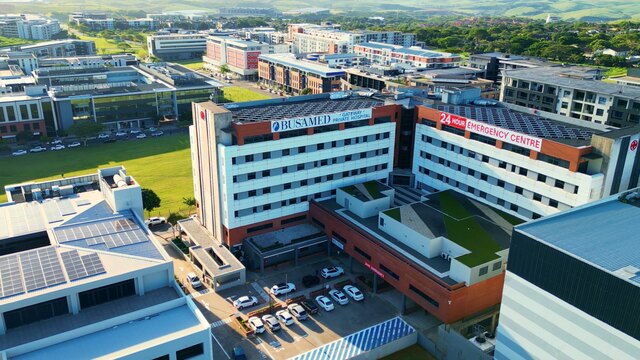 External view of Busamed Gateway Private Hospital, Umhlanga Ridge, KwaZulu-Natal.jpg