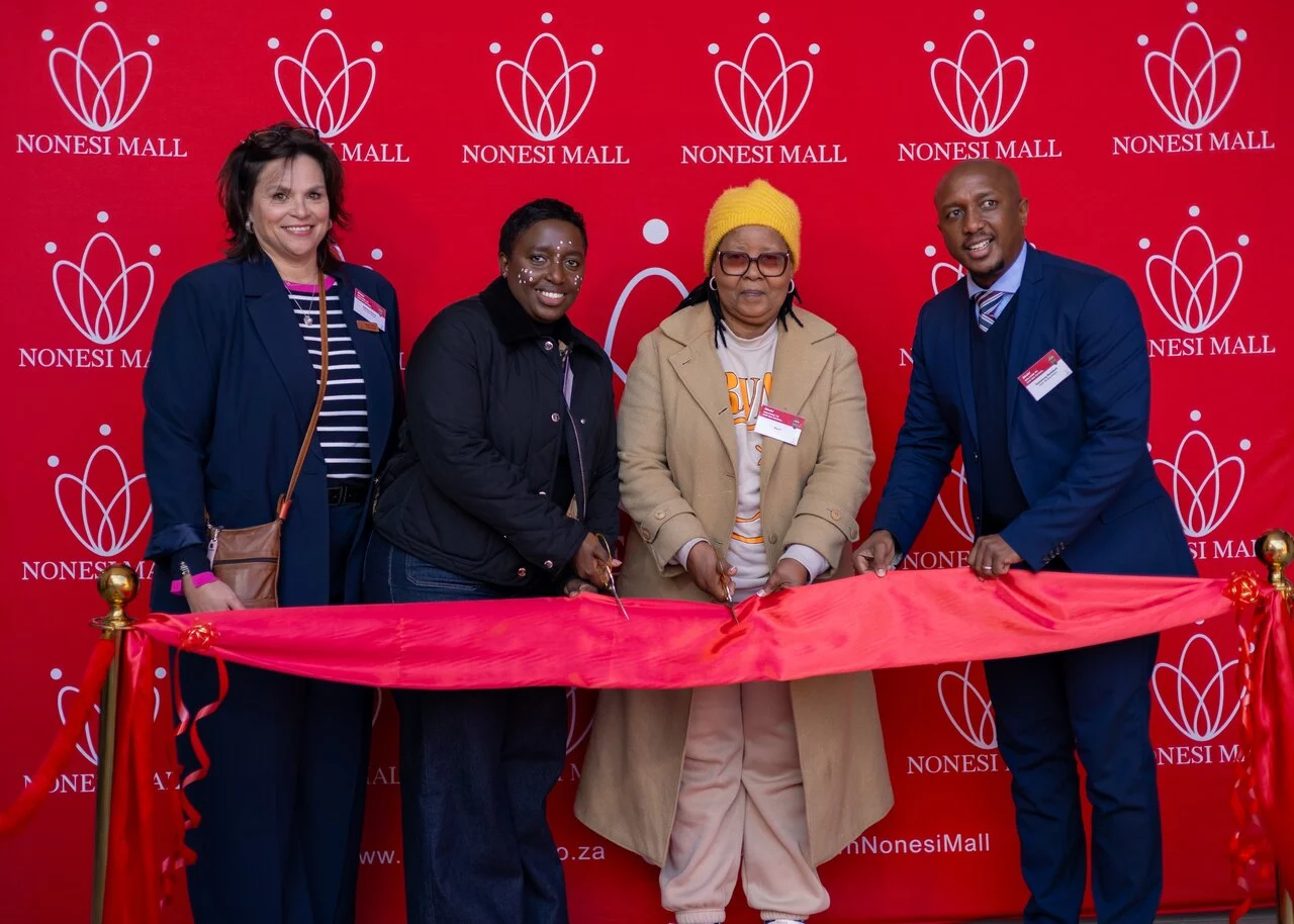 Nonesi Mall Ribbon cutting.jpg