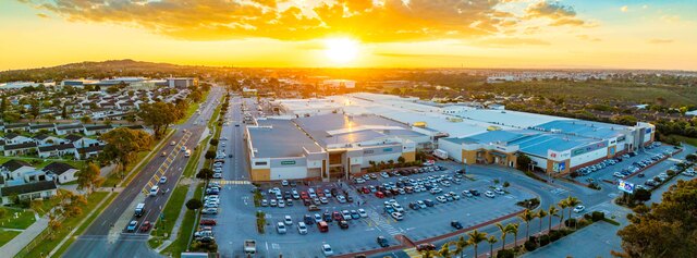27424_Aerial View of Walmer Park Shopping Centre .jpg