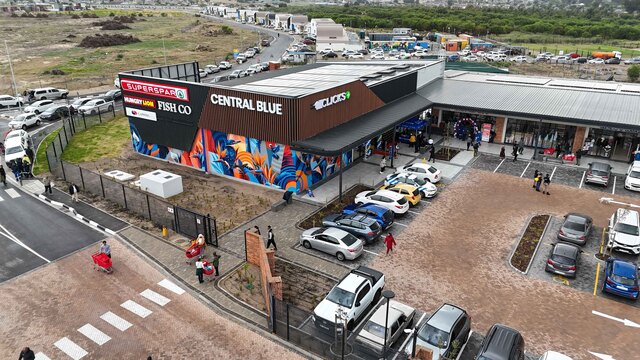 27554_Abland Property Developers' Central Blue Shopping Centre .JPG