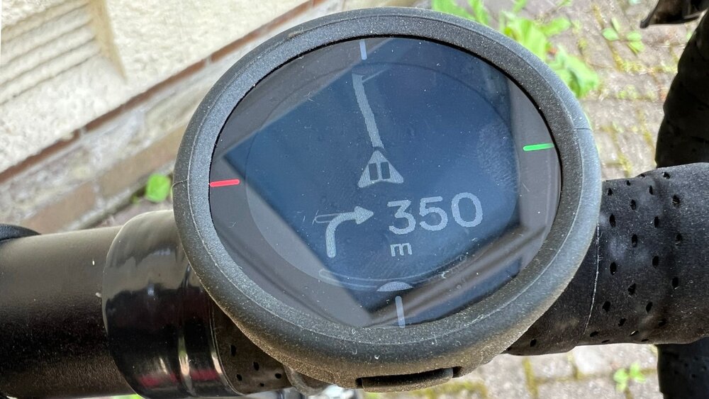 Beeline Velo 2 Navigation Device Review - an excellent choice for anyone looking for a balanced a...