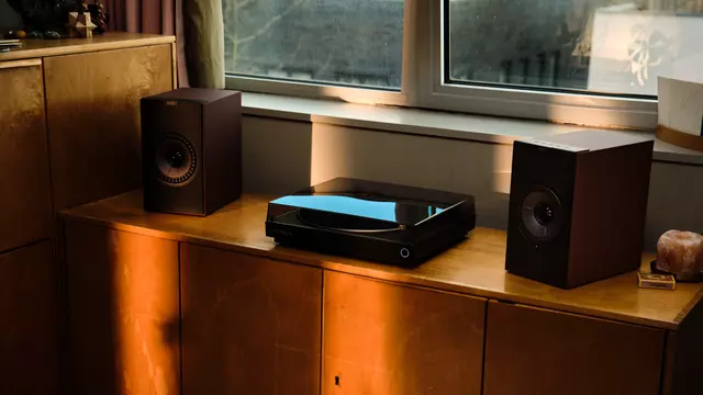 KEF CODA VICTROLA