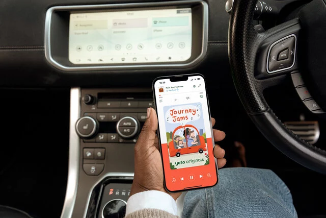 PR lifestyle image Travel CarPlay Journey Jams - UK.2