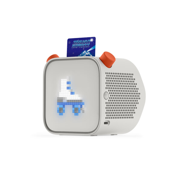 Yoto Player with Starlight Express card cut out__RGB.jpg
