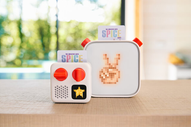 Spice Girls x Yoto release - Lifestyle, Yoto Player + Yoto Mini .jpg