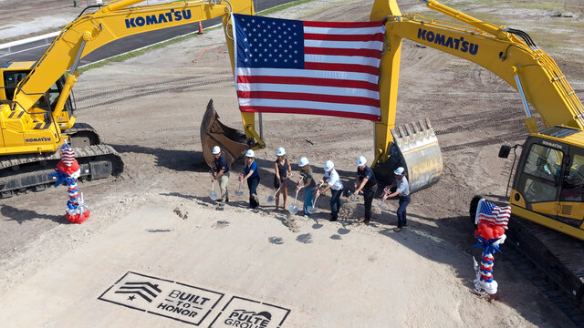 orl_bth_candelaria_groundbreaking-90.jpg