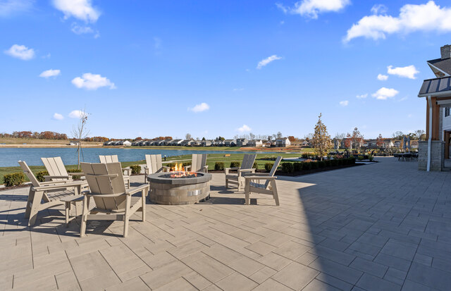 mi-dw-kr-amenitycenter-nov2025-rearlakeview.jpg