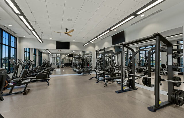mi-dw-kr-amenitycenter-nov2025-fitnesscenter3.jpg