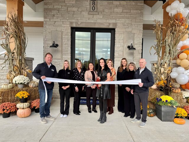 ribboncutting1.jpg