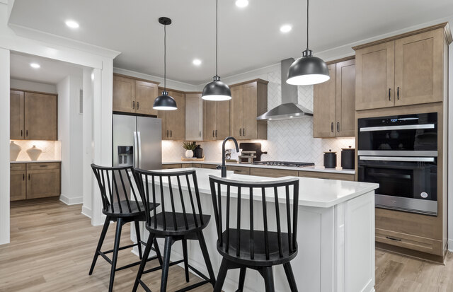 mi-pu-wc-woodsidemodel-lot00100-elevhr2f-kitchen2.jpg